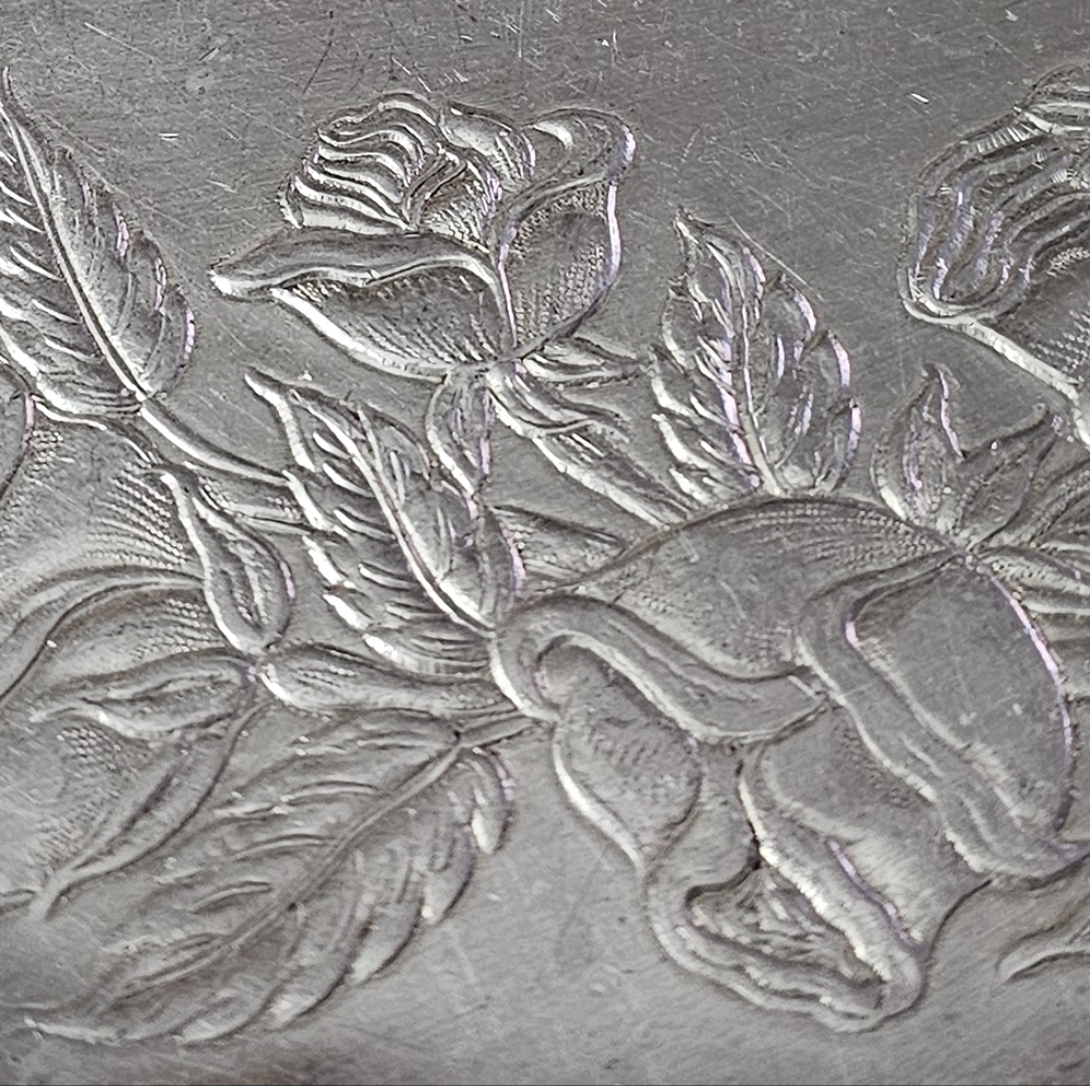 Farber and Shlevin - Vintage 1950's Hand Wrought Cast Aluminum Roses Basket​ - Picture 7 of 10